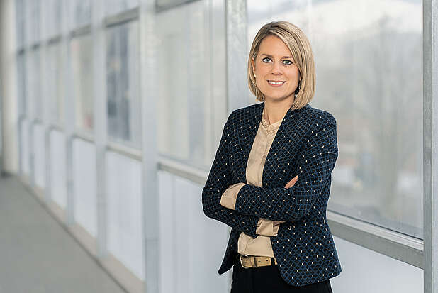Verena Lukofnak | Leitung Immobilienmanagement & Kundenbetreuung Verena Lukofnak | Leitung Immobilienmanagement & Kundenbetreuung